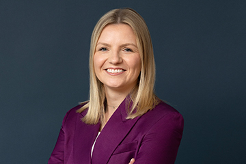 Portraitfoto von Monika Ostfalk