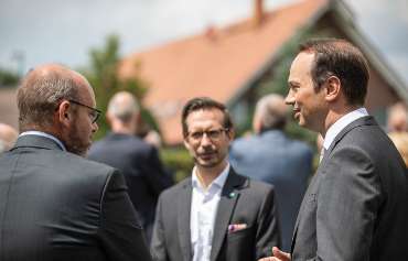 …ebenso die Landvolk-Vizepräsidenten Jörn Ehlers (rechts) und Ulrich Löhr